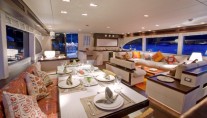 SAILING NOUR - Saloon